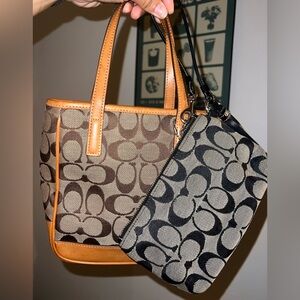 Vintage Coach Mini Lunch Tote 6087 Signature Canvas Wristlet Bundle